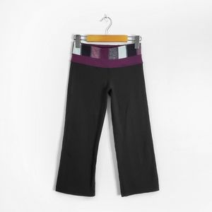 LULULEMON Black Purple Reversible Groove Crop Pants